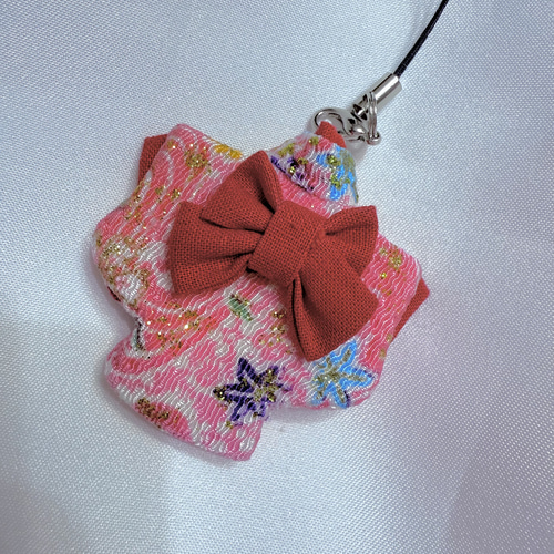 1】和柄ミニ着物ストラップ／和風小物／ハンドメイド 携帯