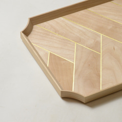 ヘリンボーンの隅切御盆【大】 カエデ 3枚目の画像