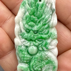 2025.8.15ロウカン翡翠勾玉　糸魚川産最高級ロウカン翡翠 緑色 糸魚川翡翠:ロウカン質:勾玉 MT0029 | 糸魚川翡翠工房こ