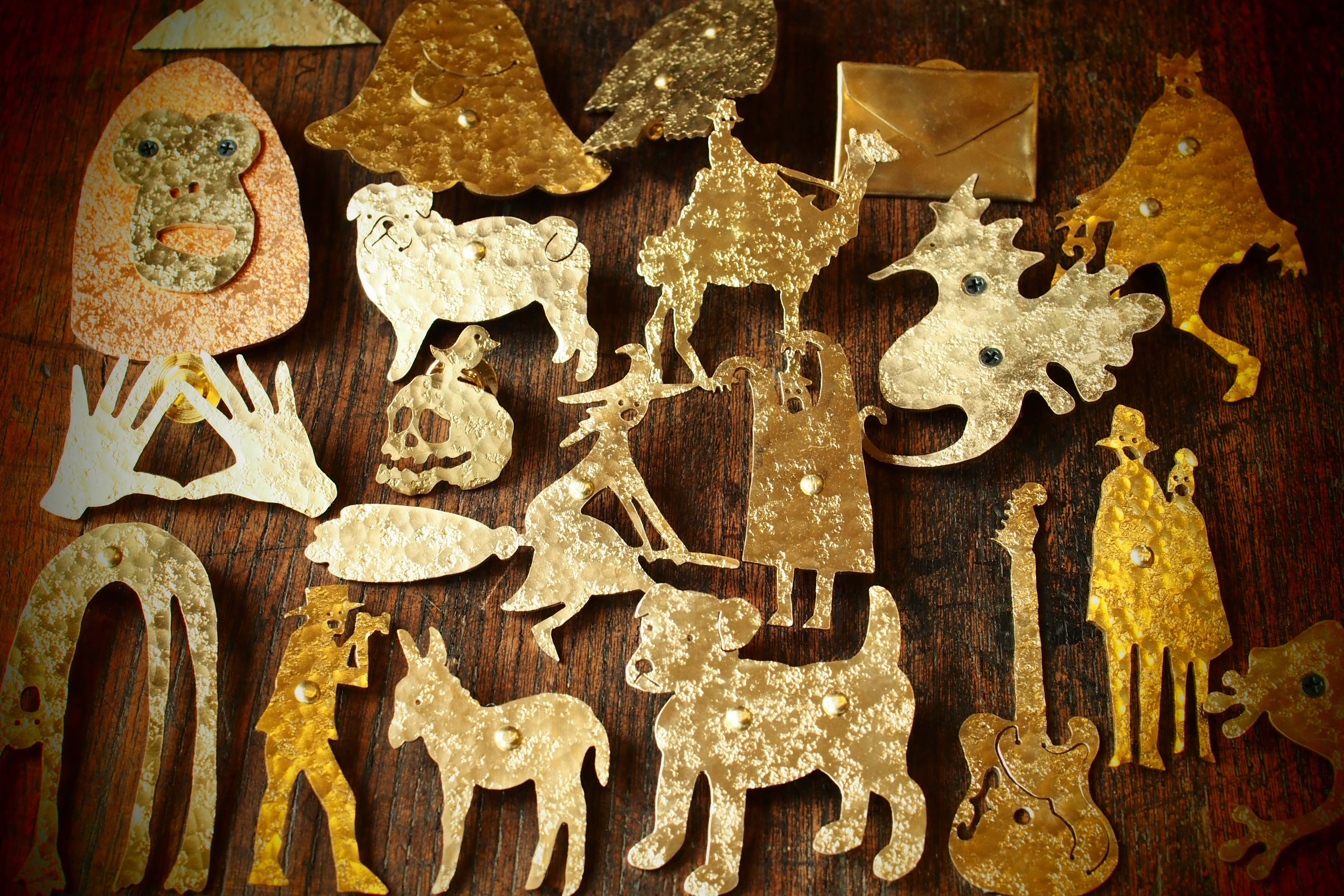 オバケオオカミのブローチ