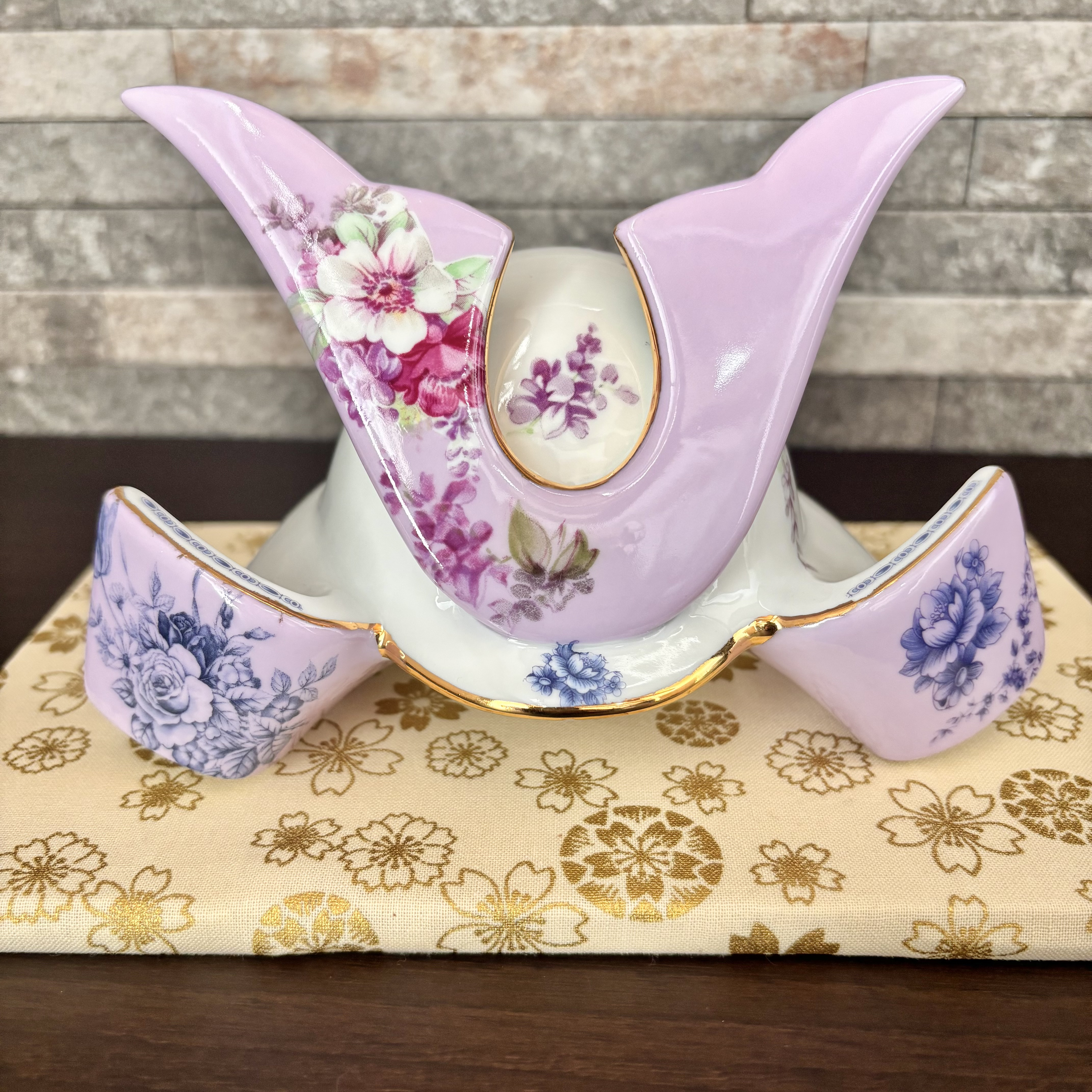 【一点もの】上品で華やかなポーセラーツ兜飾り