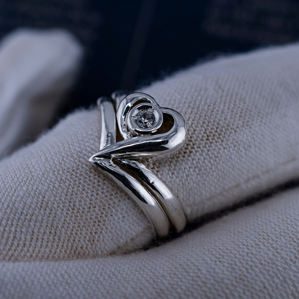 選べるカラー】ハートモチーフのシルバー925Vリング 【受注生産】S-035