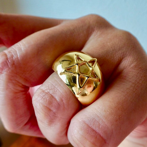 K18 ゴールド リング 葉の彫刻入り 値下げ K18YG イエローゴールド リング 羽根 フェザー リーフ 葉