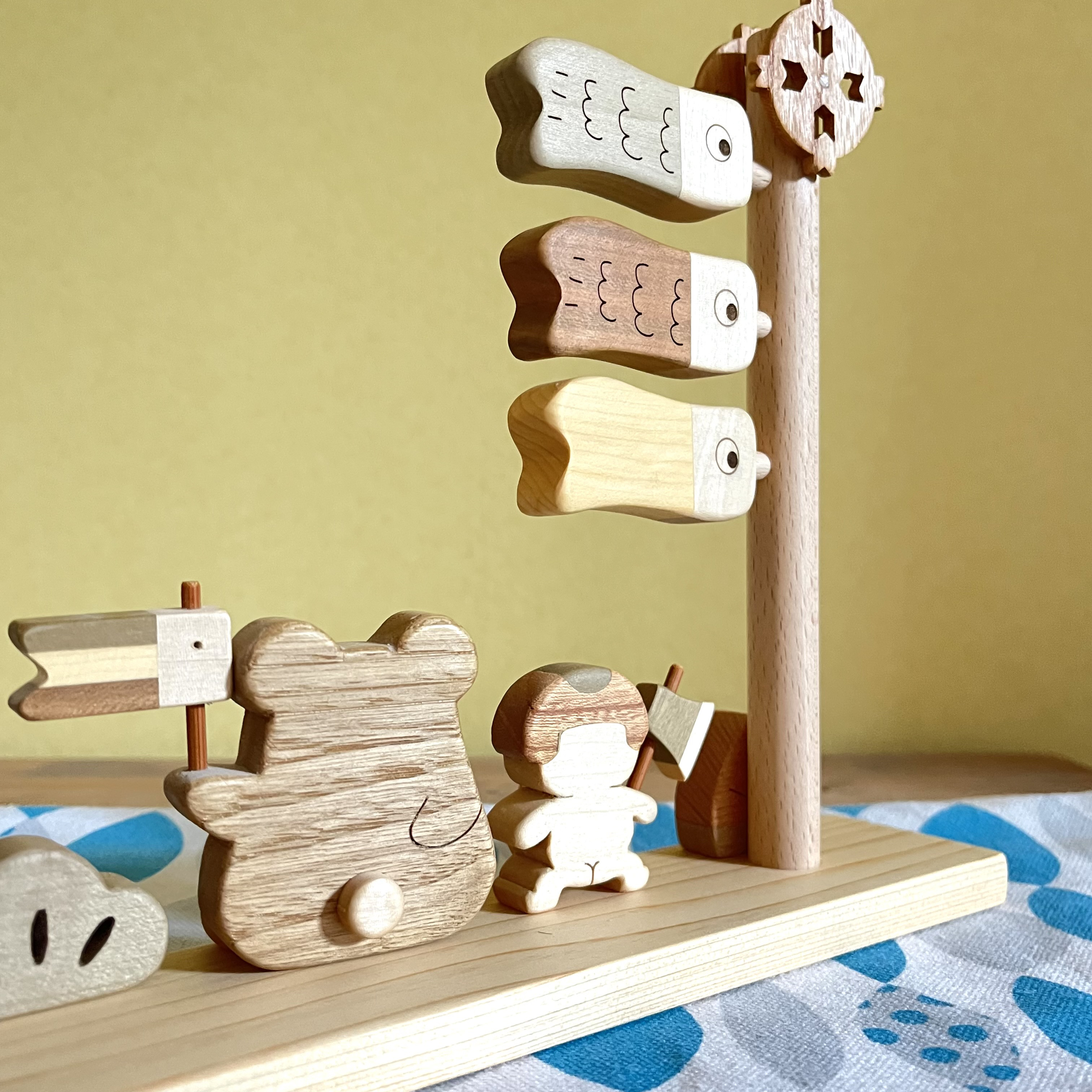 こいのぼり　金太郎とクマ