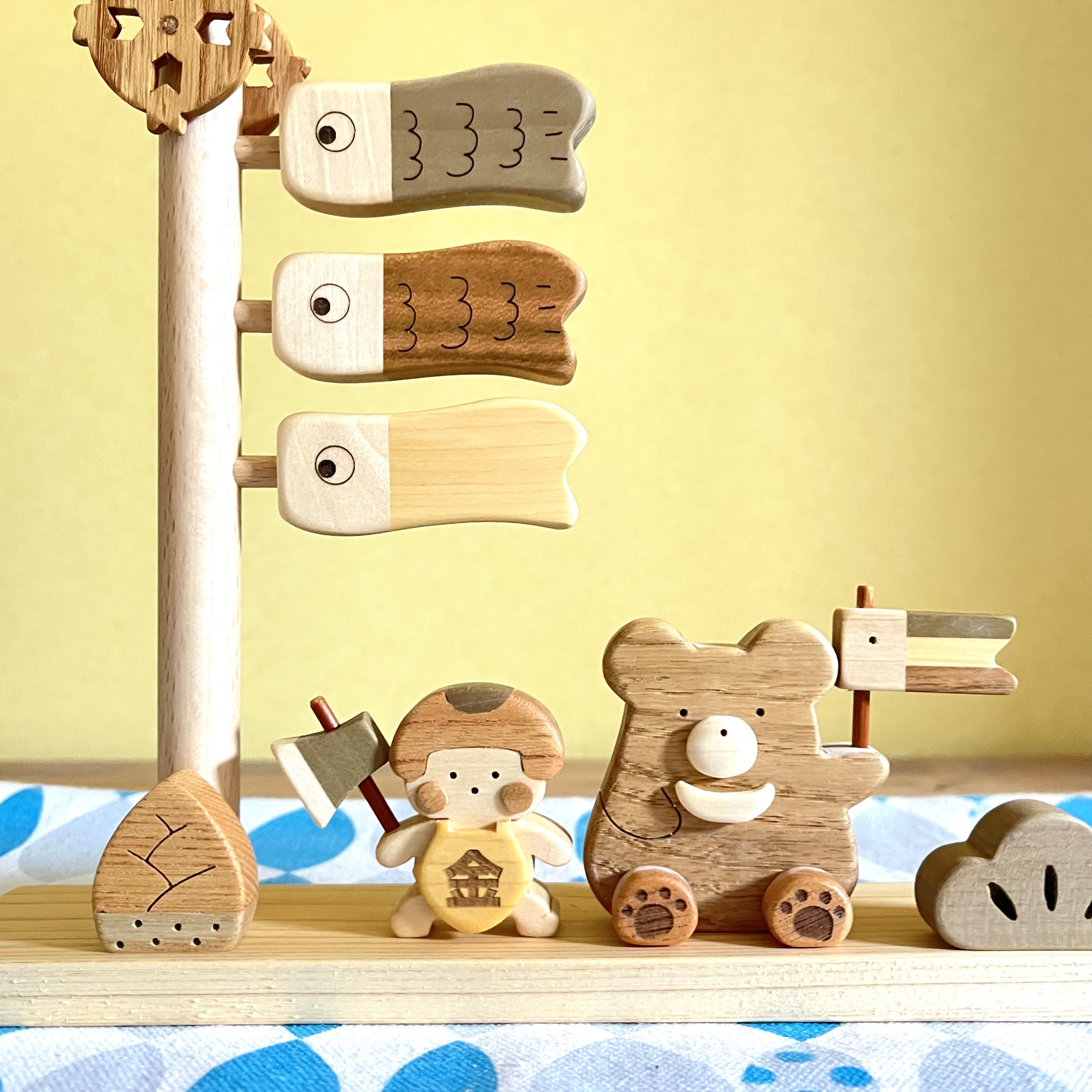 こいのぼり　金太郎とクマ