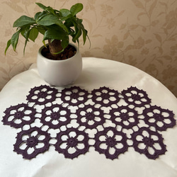 ハンドメイド クンストレース編みのテーブルクロス 送料無料