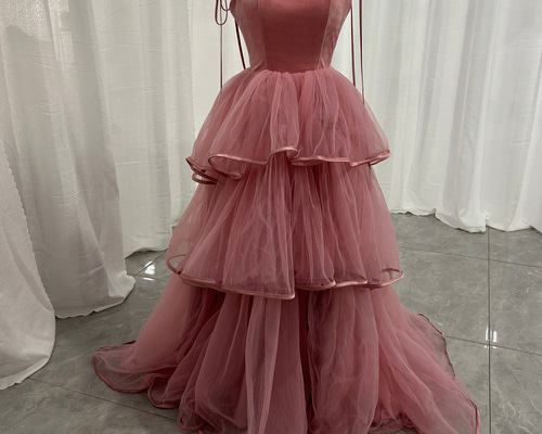 人気上昇！ ピンクキャミソール カラードレス チュールドレス フリル