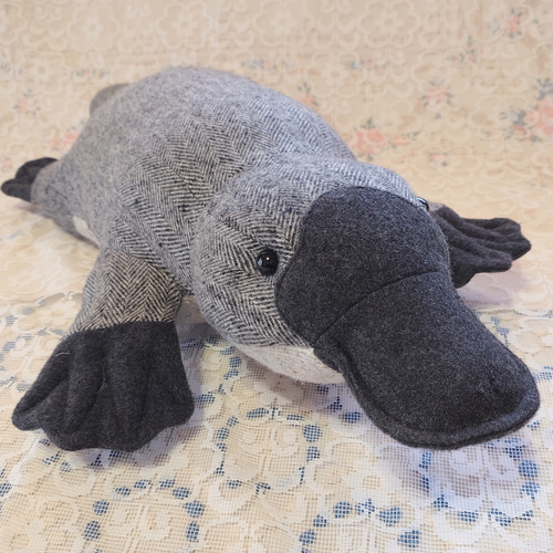 ぬいぐるみ かものはし カモノハシ 抱きぐるみ ツイード生地