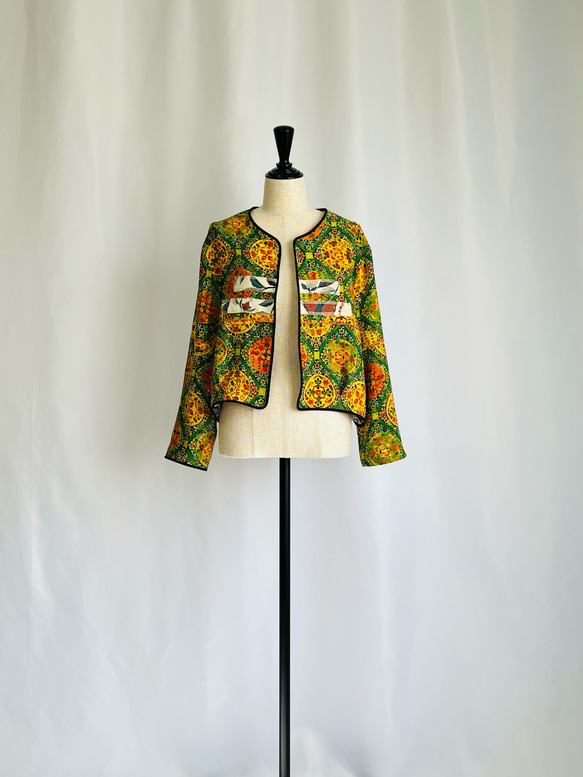 vintage kimono 縮緬のリバーシブルショートジャケット　ボレロ　着物リメイク 1枚目の画像