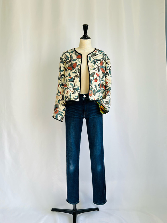 vintage kimono 縮緬のリバーシブルショートジャケット　ボレロ　着物リメイク 8枚目の画像