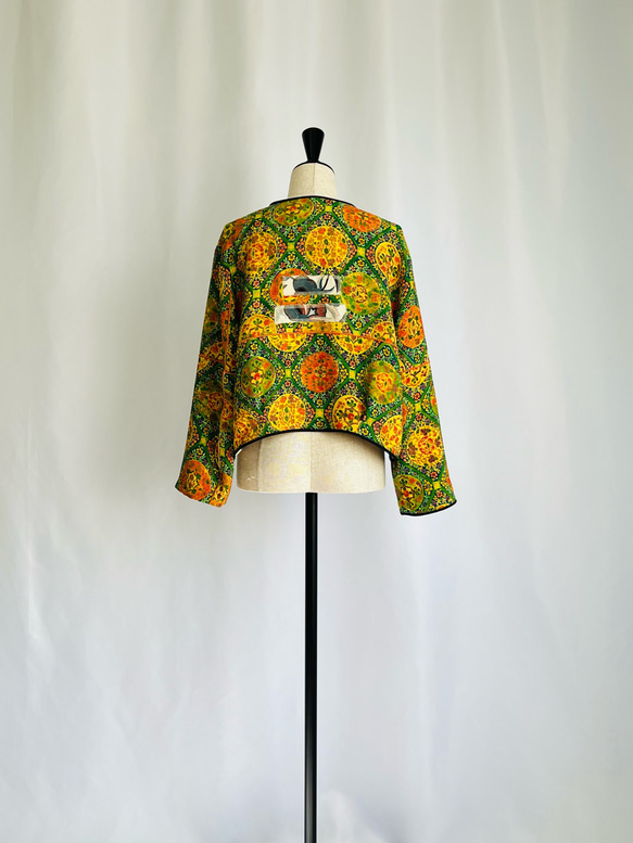 vintage kimono 縮緬のリバーシブルショートジャケット　ボレロ　着物リメイク 3枚目の画像