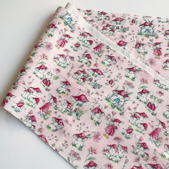 洗える半衿　ドイツ輸入生地の半襟  マッシュルームグローブの生地ピンク　co969 2枚目の画像