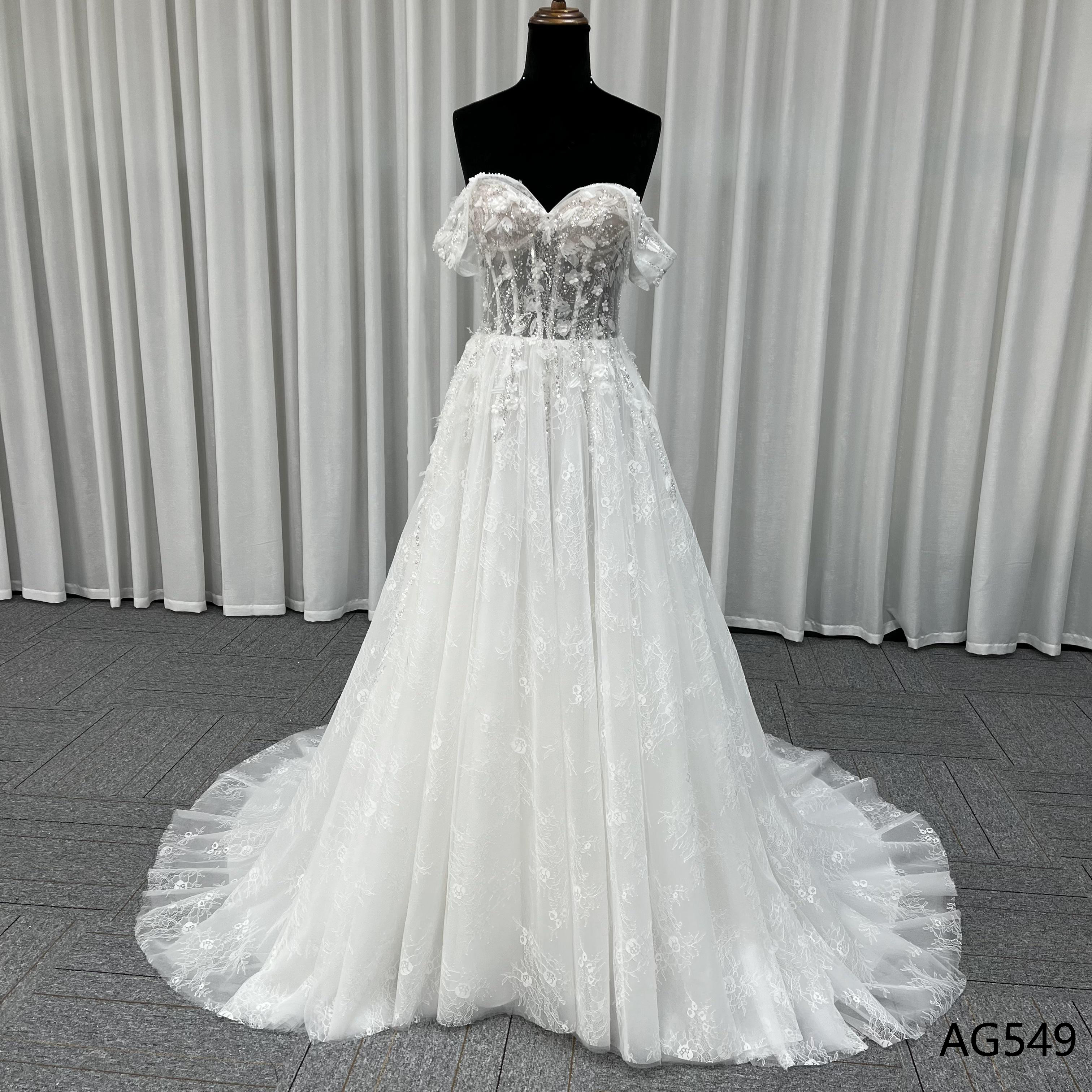 憧れのドレス　総レース　フランスレース　韓国スタイル　ホワイト　aライン　エレガント　音楽会パーティードレス2次会前撮り