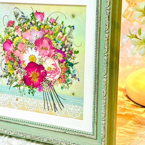 母の日」やギフトにも最適！大人おしゃれなグリーンの押し花アート額
