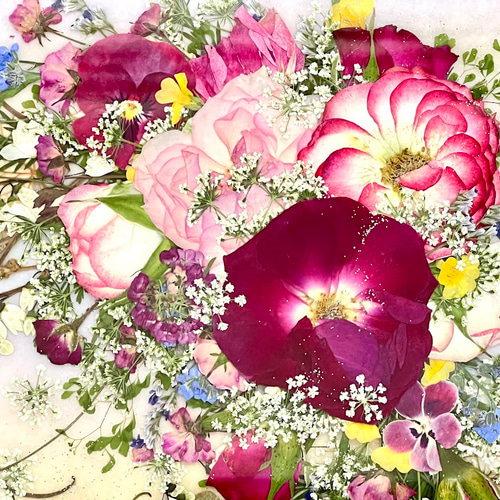 母の日」やギフトにも最適！ゴージャスで気品のある押し花アート額