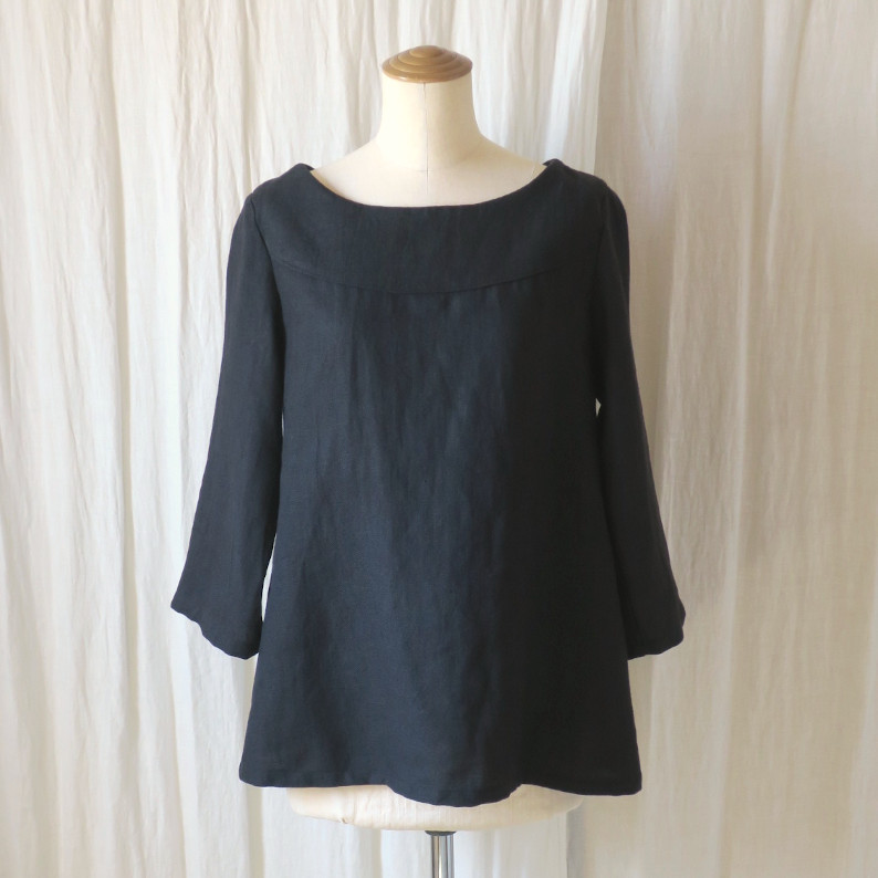 ベルギーリネンのヨークブラウス（ブラック）