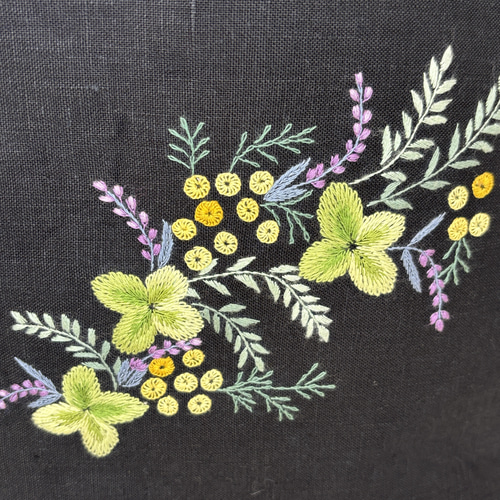手刺繍】トートバック フランス刺繍 4種のハーブ ミニトート 麻