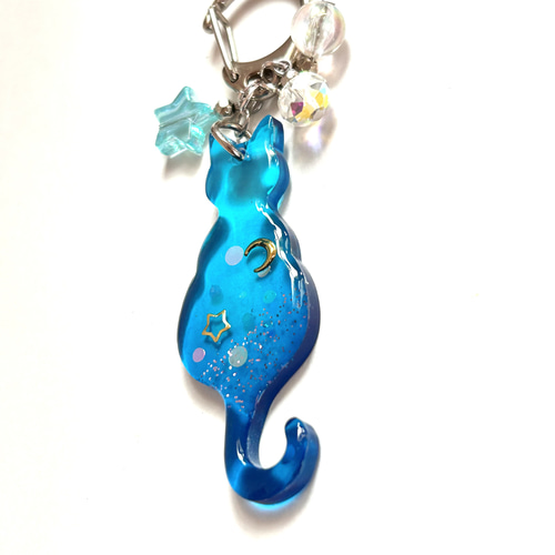 ハンドメイドレジン レジンアクセサリー レジンチャーム ネコ 宇宙