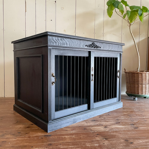 アンティーク調アイアン ドッグハウス（犬小屋） 犬小屋 屋外 プラスチック レヴィン エコ ドッグハウス Kerbl 断熱