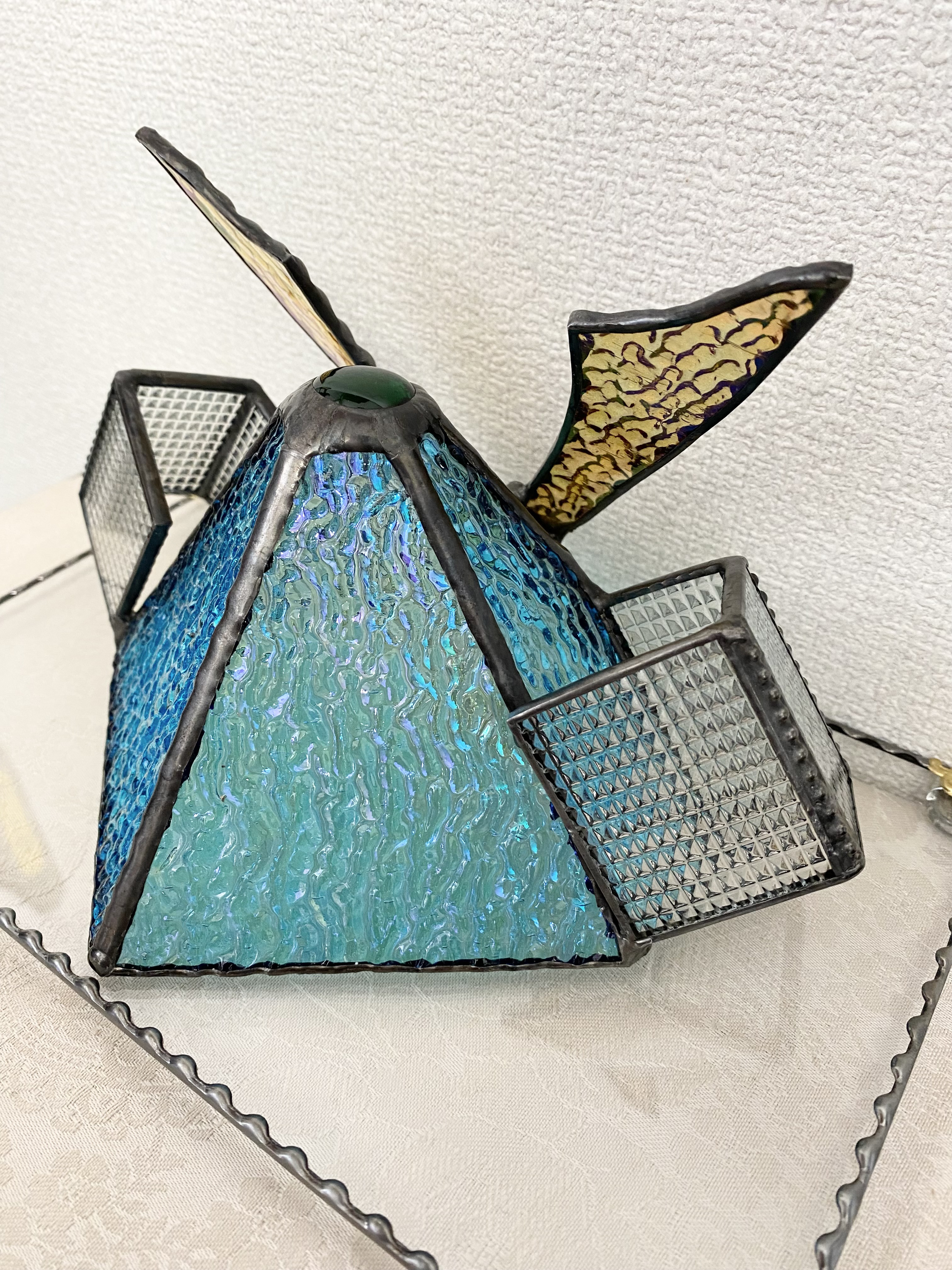 ガラスの兜飾り♢ステンドグラス