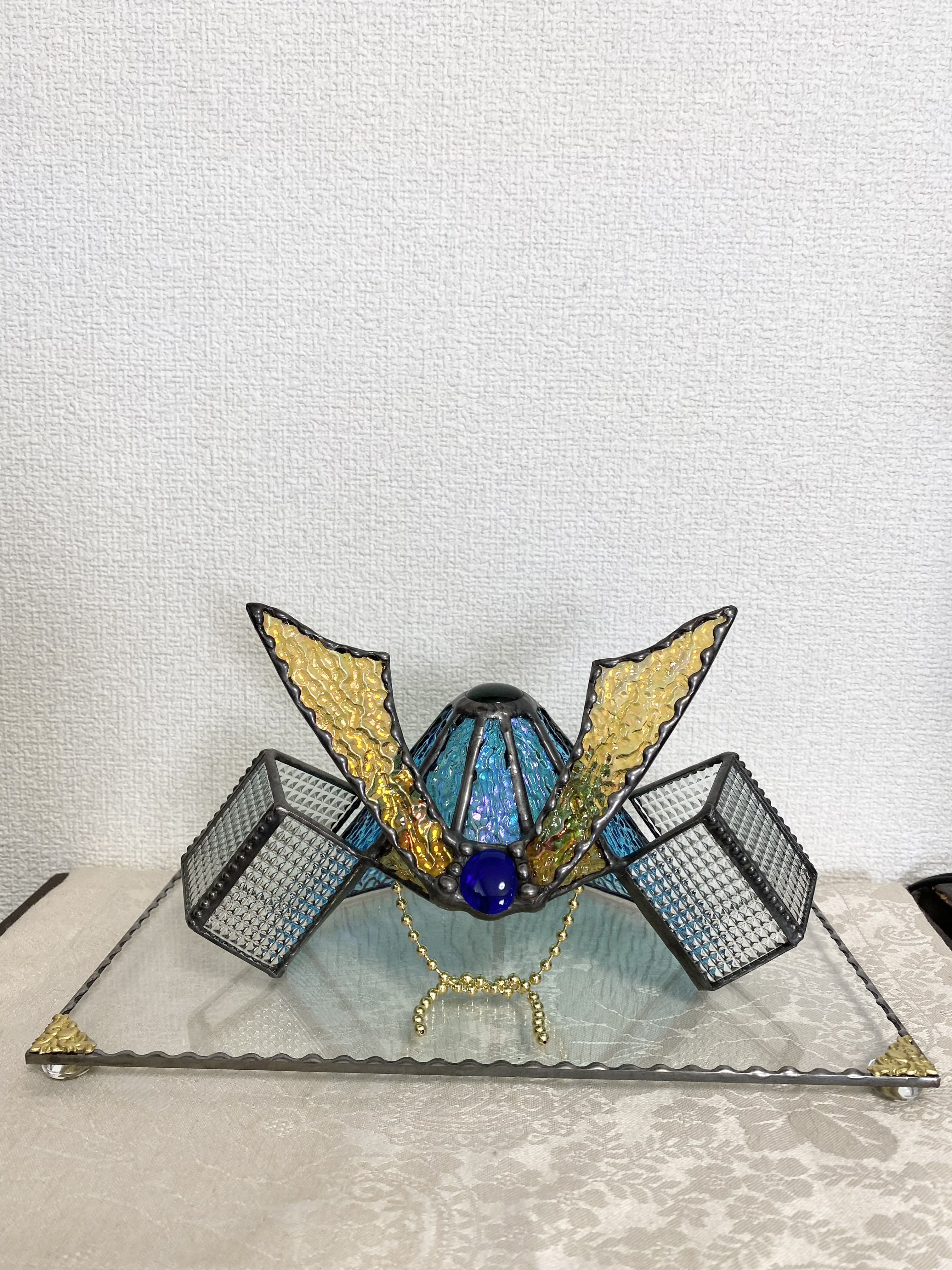 ガラスの兜飾り♢ステンドグラス