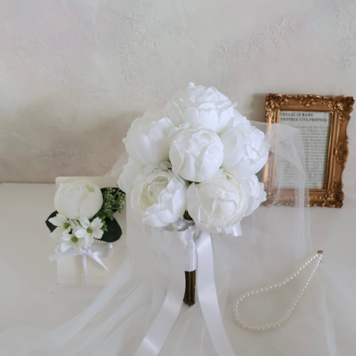 ピオニー ラウンドブーケ ウェディングブーケ ラウンドブーケ ピオニーとローズとトルコキキョウ