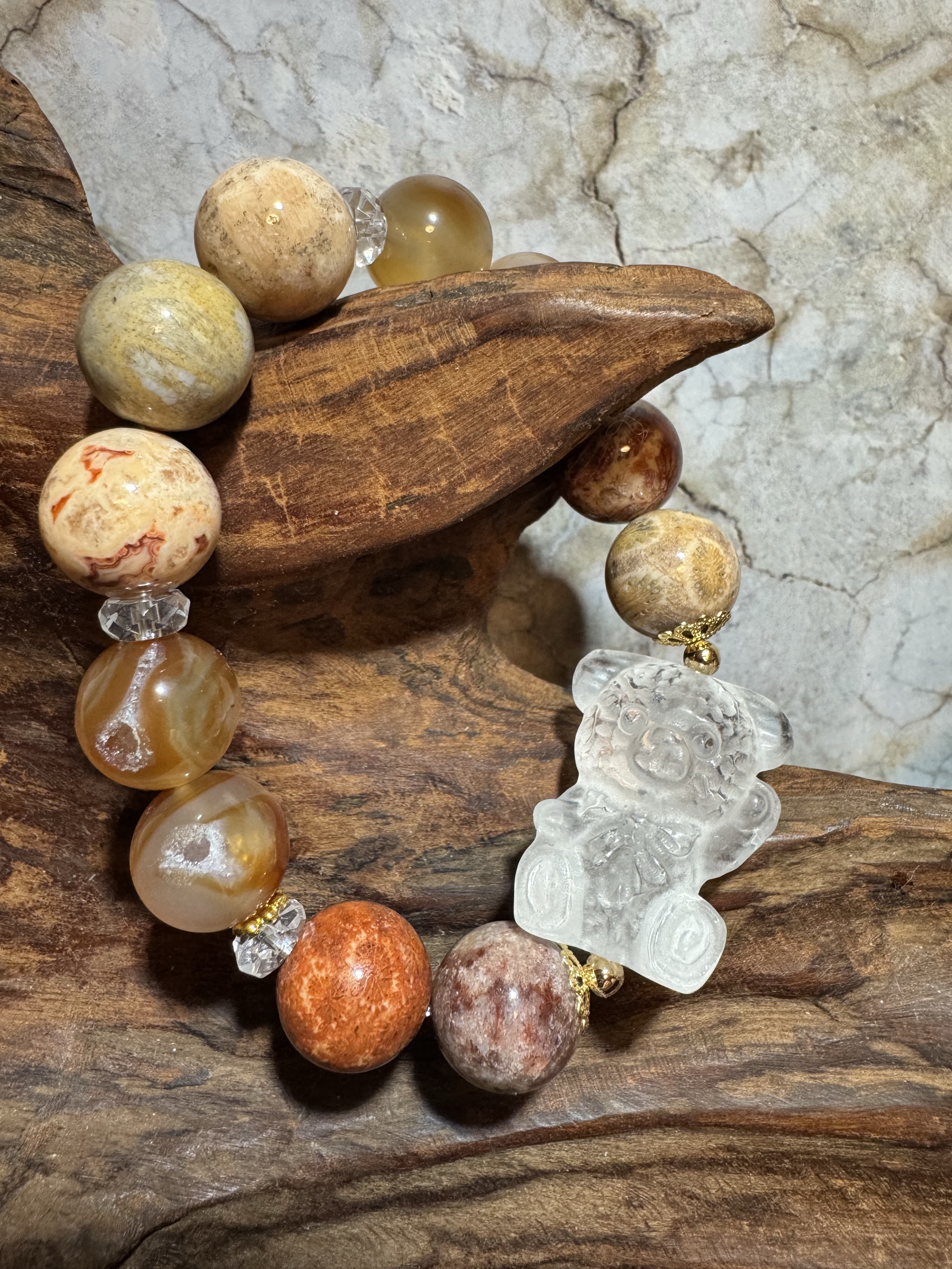 天然石ブレス～自分を認めてあげたら無敵です【くまさん水晶、フォッシルコーラル、笑い口瑪瑙】