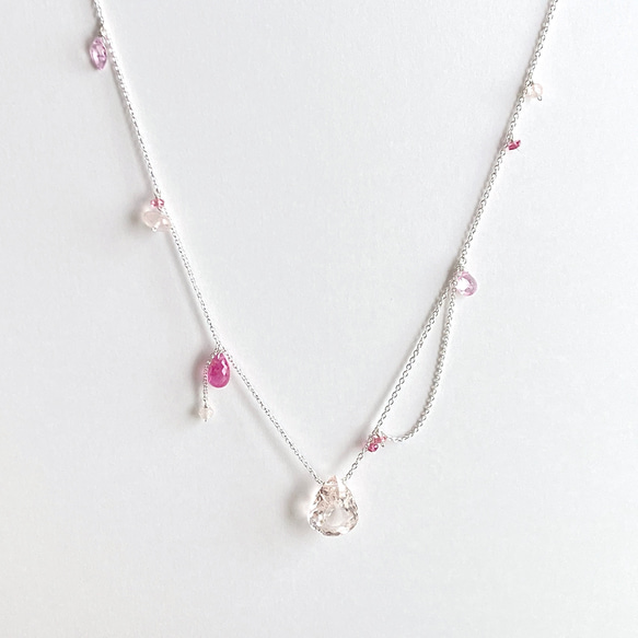 クンツァイト　ピンクサファイア　ペンダントトップ　ワイヤージュエリー 天然石 クンツァイト *ピンクサファイアのネックレス (シルバー