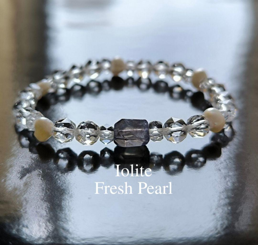 ◇3月の誕生石◇アイオライトと淡水パール・水晶のストーン ブレスレット◇ ANNA - 天然石 - ブレスレット
