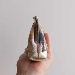 法國/天鵝絨親子搭扣錢包/配件包，天鵝絨布料和牛皮，多色 第2張的照片