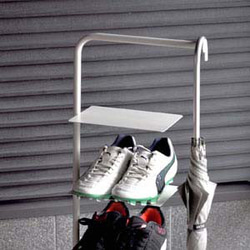 アイアン脚のシューズラック（3足9段、27足用） 靴箱・下駄箱