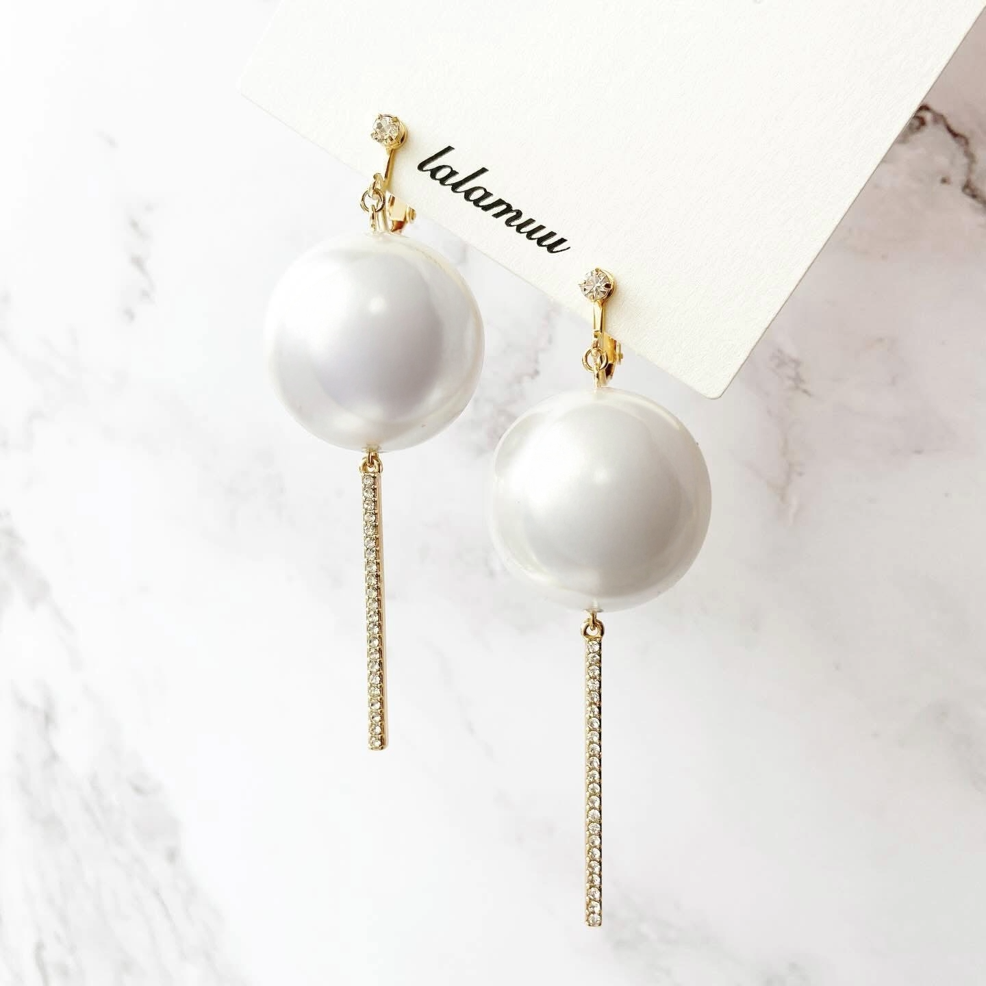 イヤリング　パール　大ぶり　ジルコニア　揺れる　普段使い　デイリー　カジュアル　結婚式　上品　B3