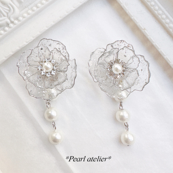 艶キラ☆シルバーラメ＊上品コットンパールフラワーピアス 1枚目の画像