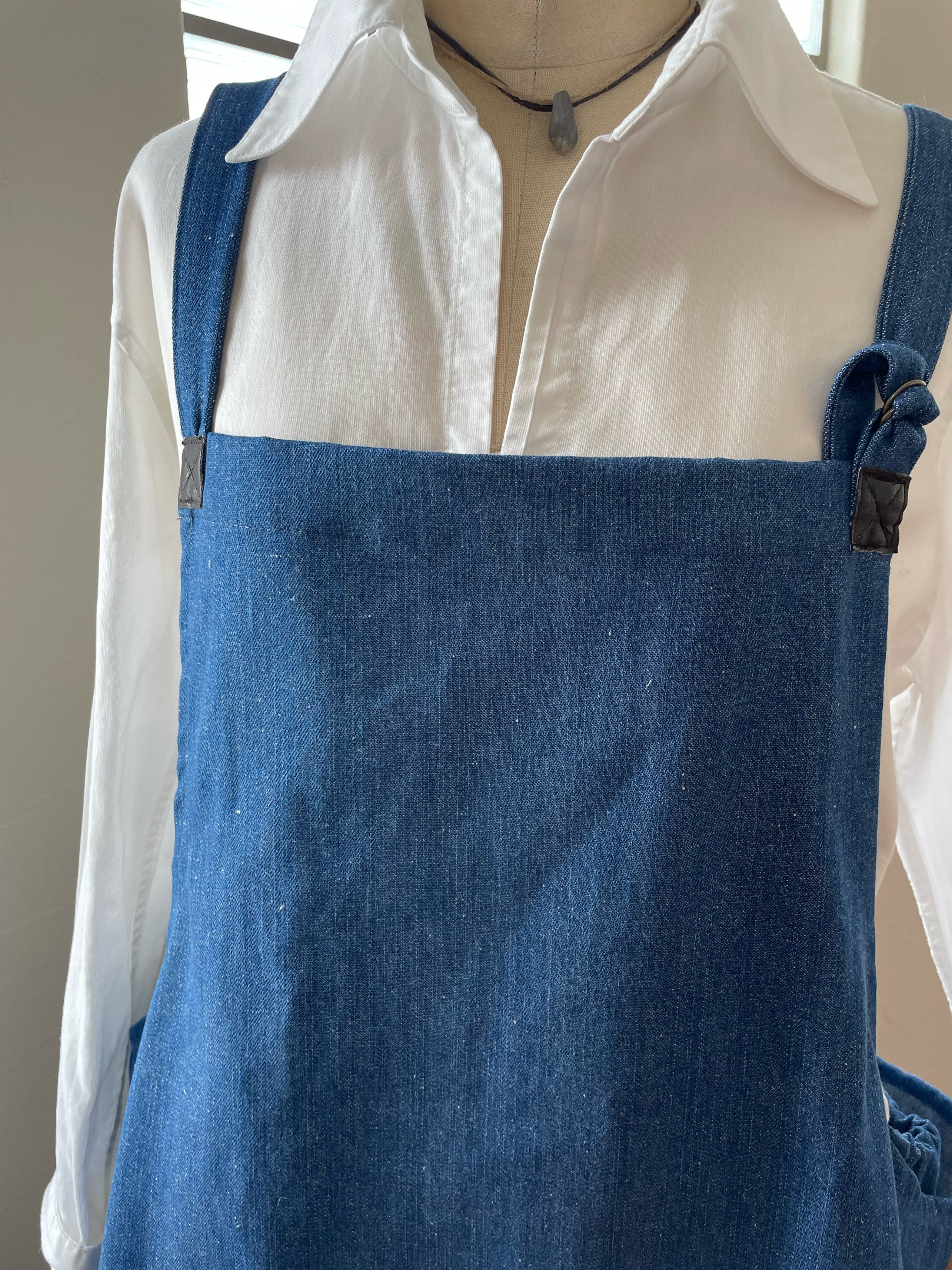 Ⅼサイズ　ライトブルーデニム　 綿 エプロン　ワンピース　仕事着　ゆったり　カフェ　保育士 ガーデン