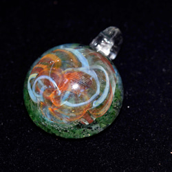 フクロウのトンボ玉 ガラスのジュエリー ペンダントトップ12884-451 フクロウのトンボ玉 ガラスのジュエリー ペンダントトップ12884-451