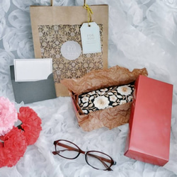 【名入れ+送料込】大切な存在を想って贈る、敬老の日ギフト❁ オーダーメイド刺繍リボンのメガネケース  9月迄の特別セット 17枚目の画像