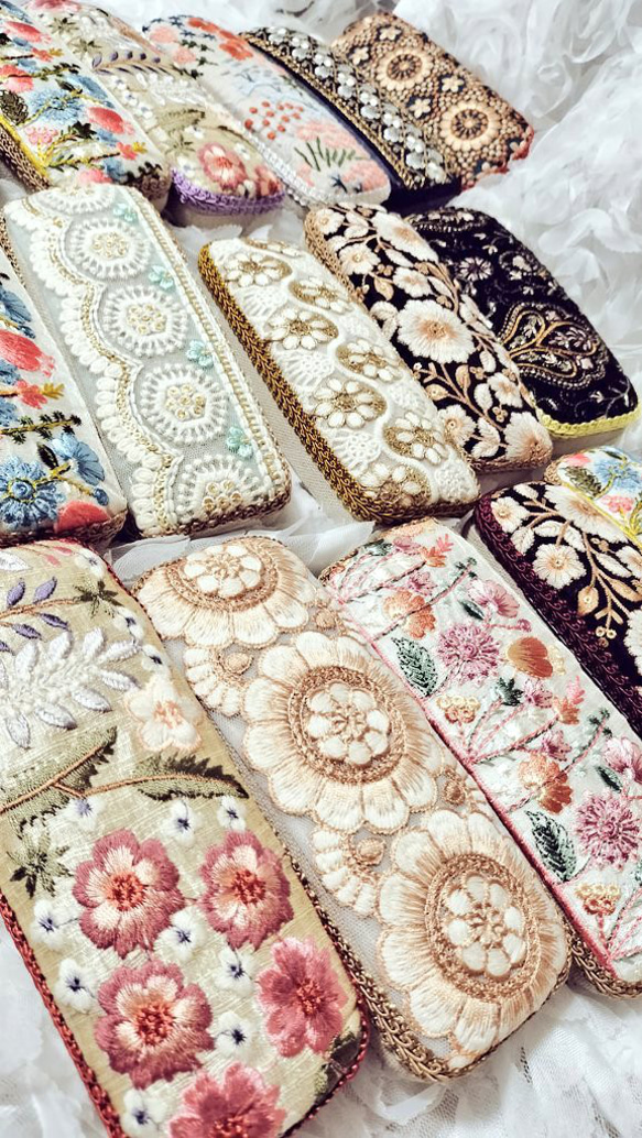 【名入れ+送料込】大切な存在を想って贈る、敬老の日ギフト❁ オーダーメイド刺繍リボンのメガネケース  9月迄の特別セット 3枚目の画像