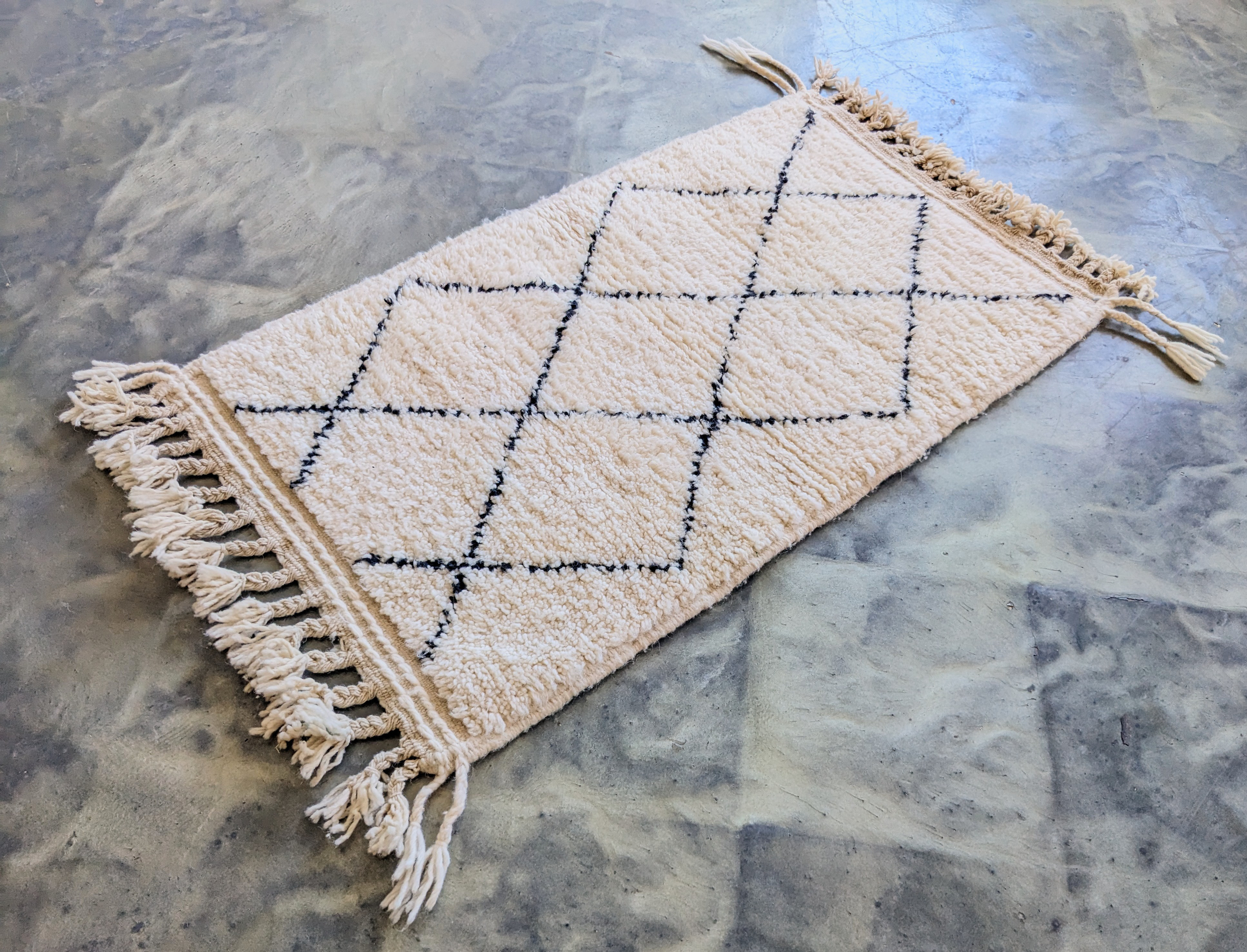 モロッコ直輸入　ミニベニワレンラグ-No.21(65×111cm)