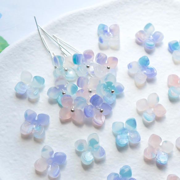 オリジナル新作★アジサイ　クローバー　お花のアセテートパーツ　ミントブルー×ライトパープルグラデーション 5枚目の画像