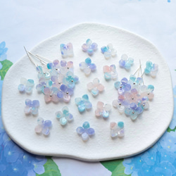 オリジナル新作★アジサイ　クローバー　お花のアセテートパーツ　ミントブルー×ライトパープルグラデーション 10枚目の画像