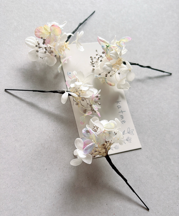 ドライフラワー　紫陽花　かすみ草　虹色　お呼ばれ　入学式　卒業式　結婚式　ナチュラル　シンプル　ウェディング　髪飾り 2枚目の画像