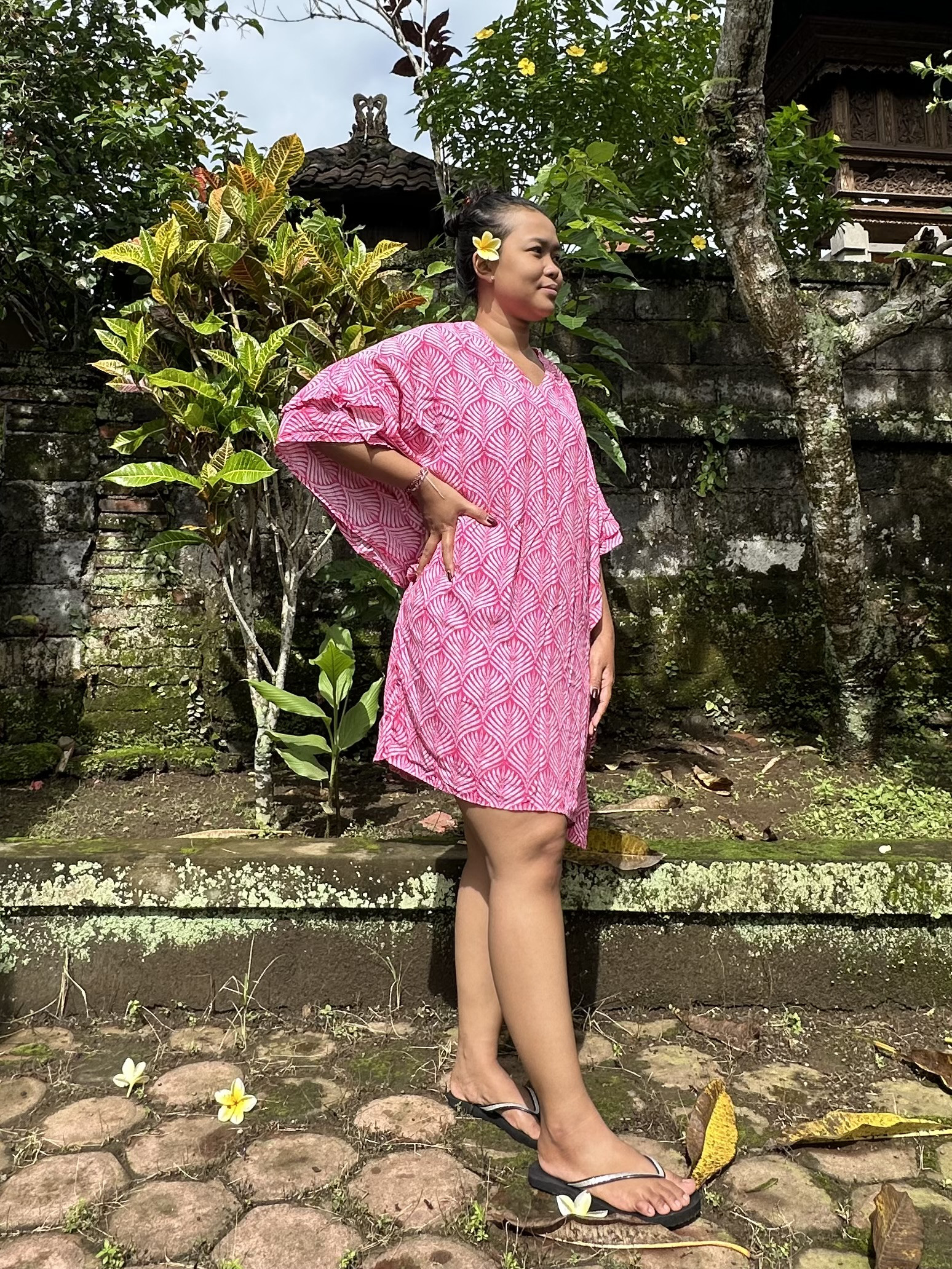 バタフライワンピース　ピンク