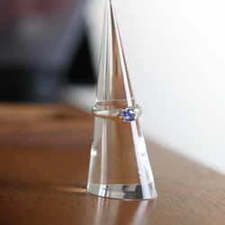 （獨一無二，925 銀）藍寶石戒指（5 毫米，8 號） 第2張的照片