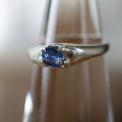 （獨一無二，925 銀）藍寶石戒指（5 毫米，8 號） 第3張的照片