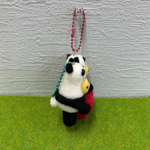 羊毛フェルト ペアキーホルダー ハートのパンダアヒル 羊毛フェルト