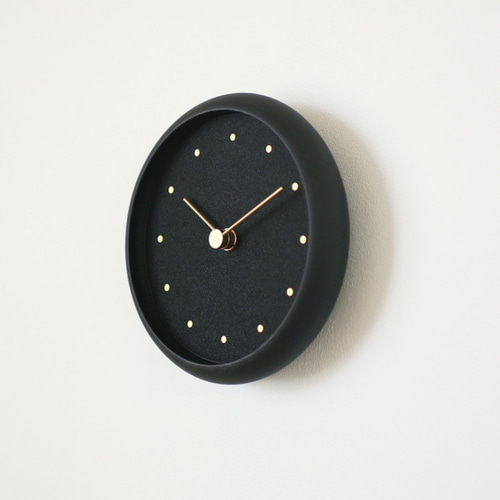 はなもっこ 置時計 黒 はなもっこ 置時計 黒 掛時計 黒 はなもっこ｜ ハンドメイド時計