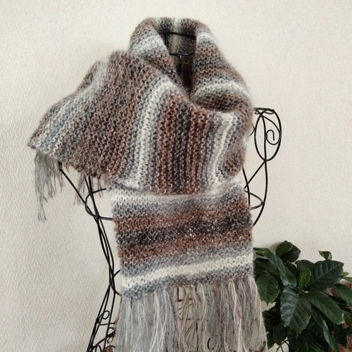 カシミア混、ふんわり＃超軽量＃ショートマフラー＃ハンドメイド＃棒針