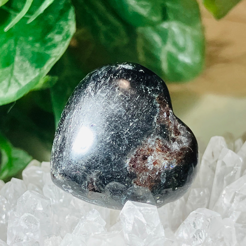 最強の守護石✿ ヌーマイト フェアリークィーン ムーン 穴あき