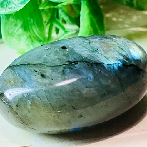 宇宙エネルギー✨ 虹 ラブラドライト レインボー 磨き
