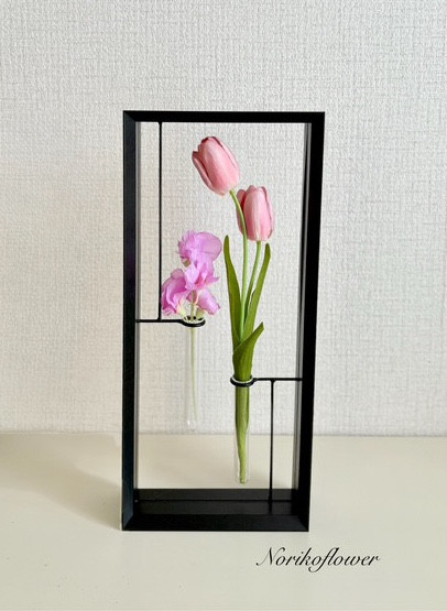 チューリップとスイートピー　モダン花器　セット　アーティフィシャルフラワー